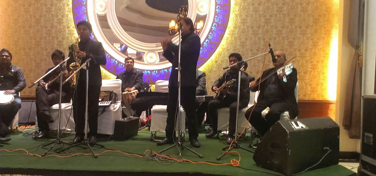 famous instrumental band vadodara