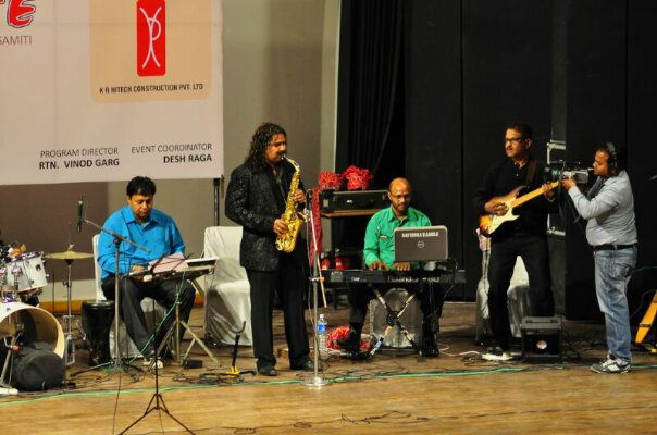 live instrumental band vadodara